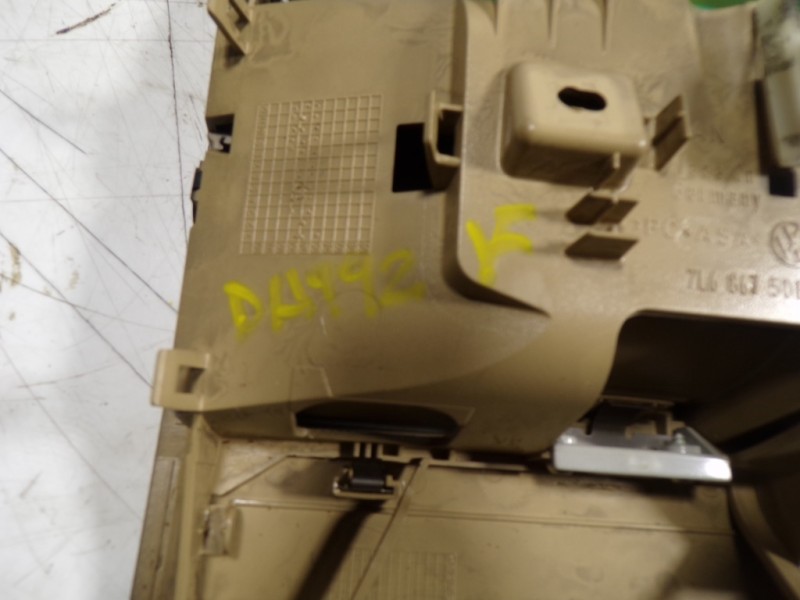 Recambio de piloto interior para volkswagen touareg (7la) tdi r5 referencia OEM IAM 7L6867508D7G8 7L6867508 