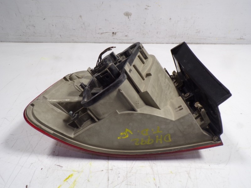 Recambio de piloto trasero derecho para volkswagen touareg (7la) tdi r5 referencia OEM IAM 7L6945096P 7L6945096K 