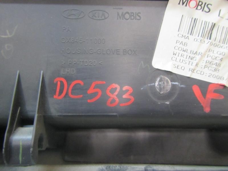 Recambio de guantera para hyundai i10 classic referencia OEM IAM 845100X000GA 033700 