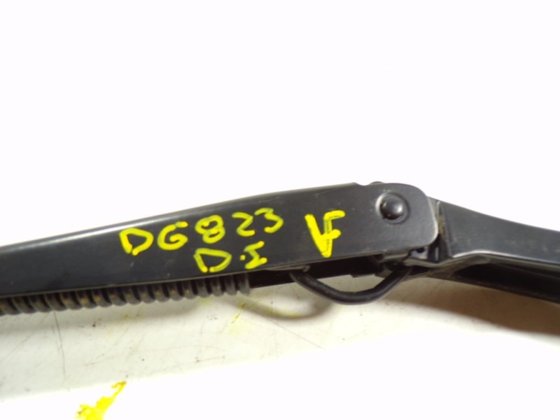 Recambio de brazo limpia delantero izquierdo para hyundai kona 1.6 crdi cat referencia OEM IAM 98311J9000  