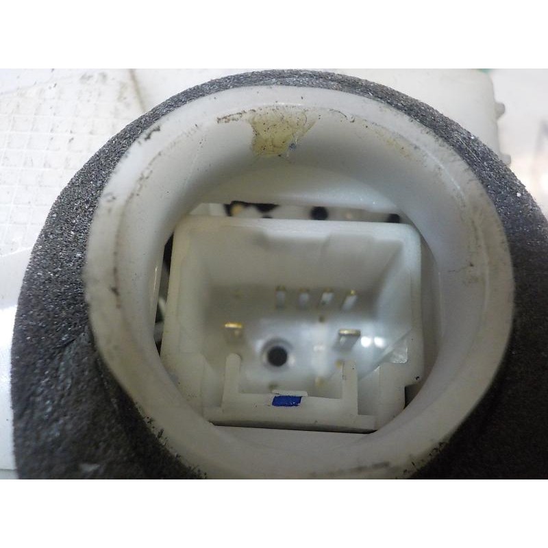 Recambio de cerradura puerta delantera izquierda para toyota prius (nhw30) 1.8 16v cat (híbrido) referencia OEM IAM 6904052340  