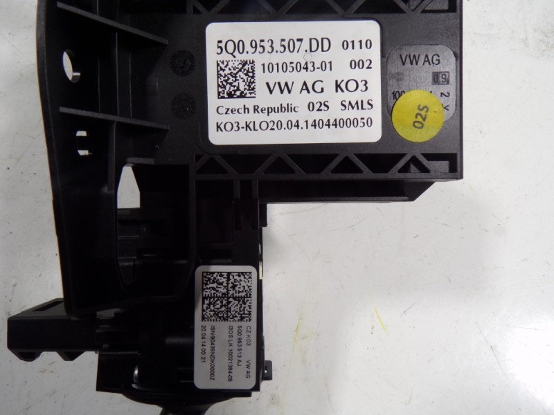 Recambio de mando intermitentes para volkswagen golf vii lim. 2.0 tsi referencia OEM IAM  5Q0953507 