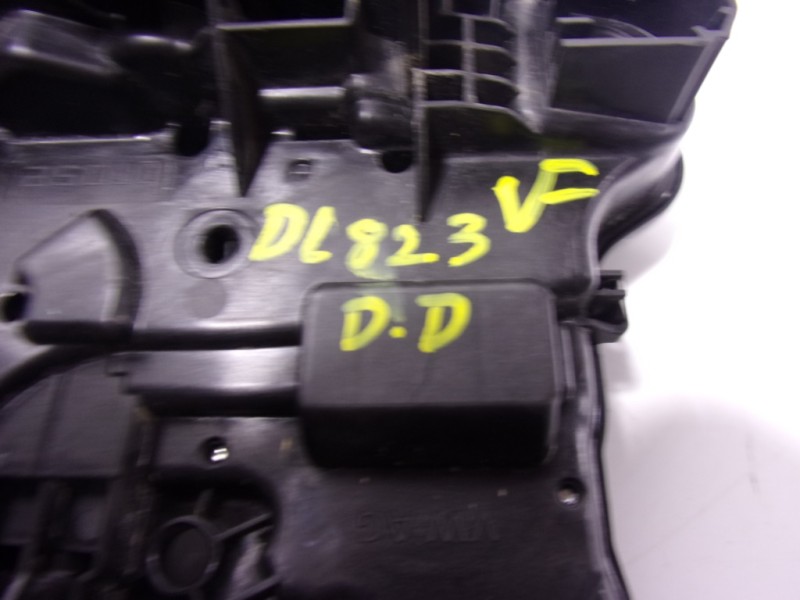 Recambio de cerradura puerta delantera derecha para volkswagen taigo 1.0 tsi referencia OEM IAM 10B837016B 10B837016B 