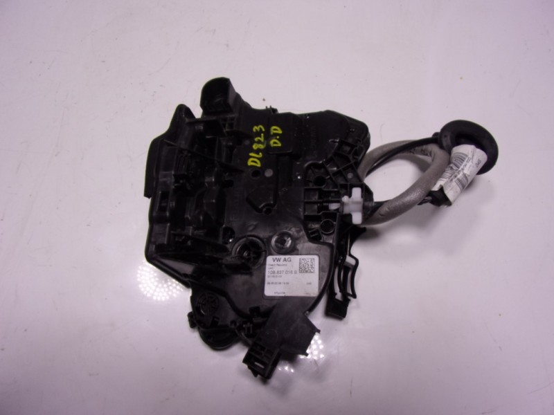 Recambio de cerradura puerta delantera derecha para volkswagen taigo 1.0 tsi referencia OEM IAM 10B837016B 10B837016B 