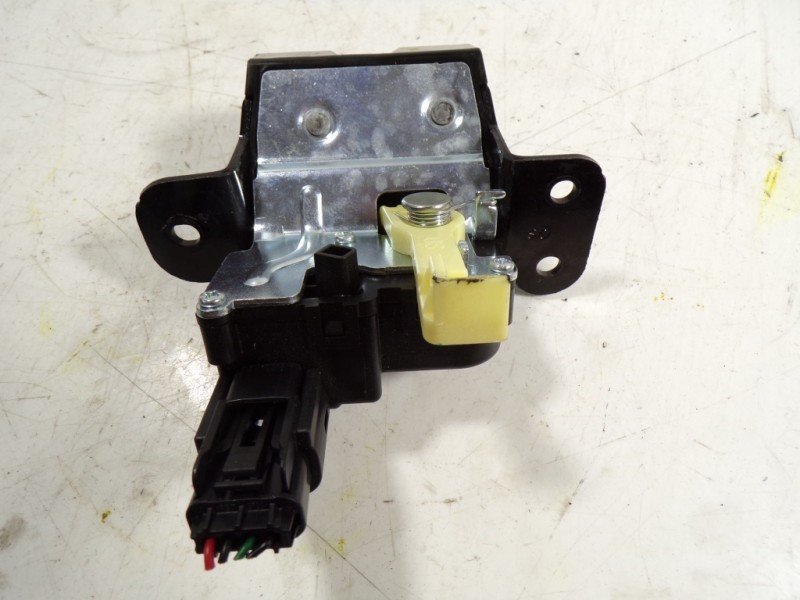 Recambio de cerradura maletero / porton para hyundai kona 1.6 crdi cat referencia OEM IAM 81230J9000 81230G6010 