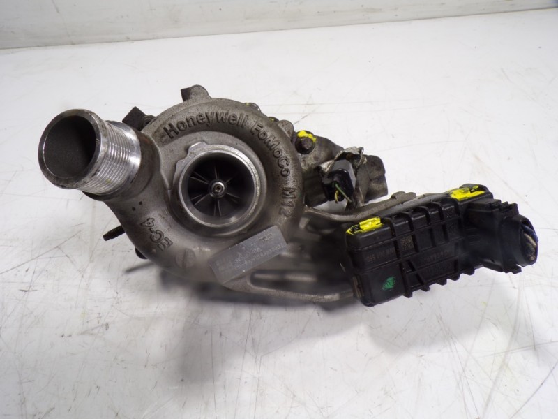 Recambio de turbocompresor para land rover range rover sport hse referencia OEM IAM LR029915 AX2Q6K682CB 