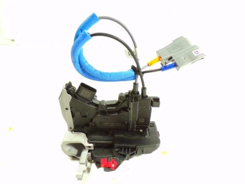 Recambio de cerradura puerta delantera derecha para hyundai kona 1.6 crdi cat referencia OEM IAM 81320J9010 81320J9010 