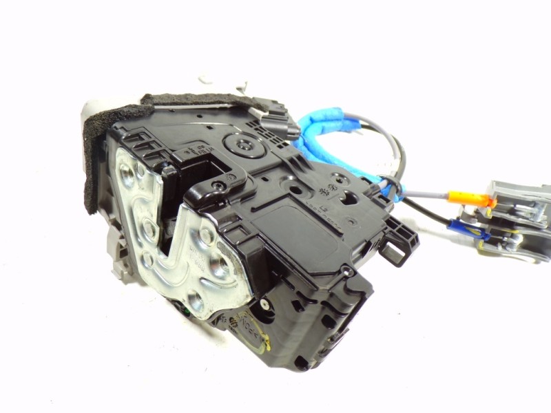 Recambio de cerradura puerta delantera izquierda para hyundai kona 1.6 crdi cat referencia OEM IAM 81310J9000 81310J9000 