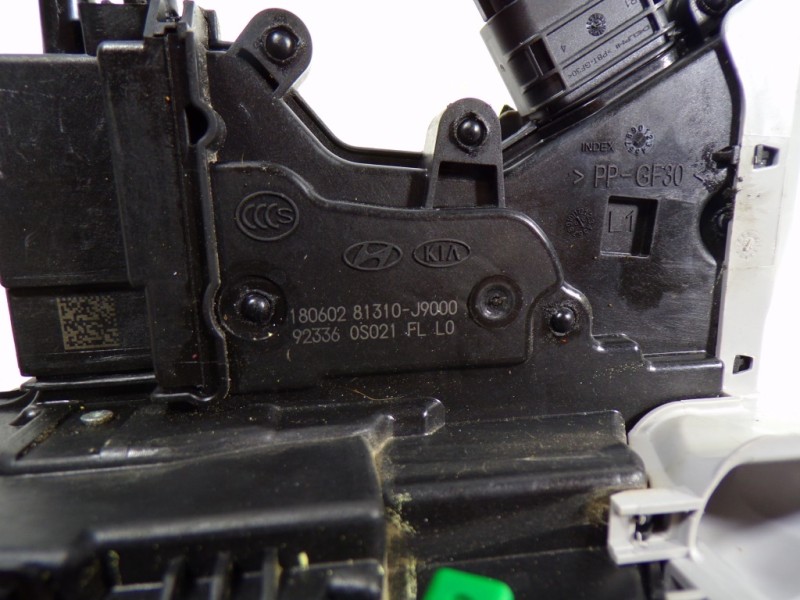 Recambio de cerradura puerta delantera izquierda para hyundai kona 1.6 crdi cat referencia OEM IAM 81310J9000 81310J9000 