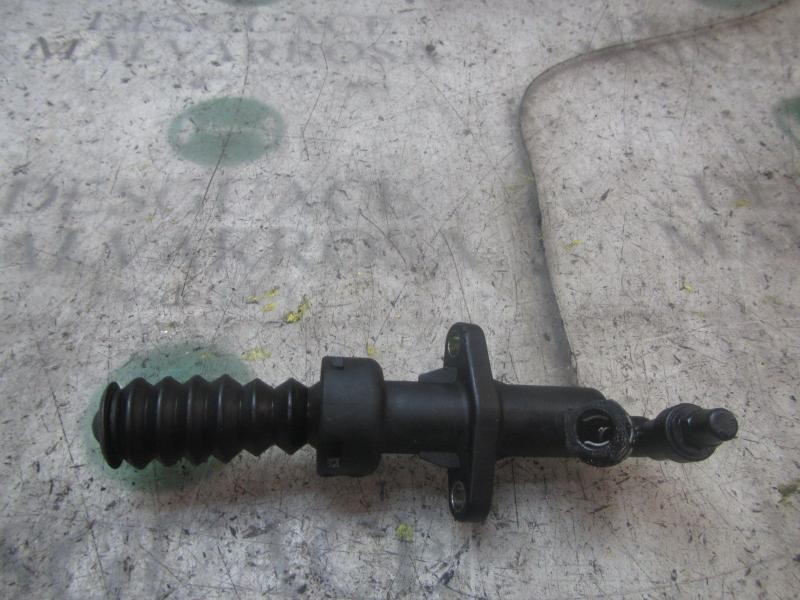 Recambio de bombin embrague para peugeot 307 (s1) xr referencia OEM IAM   