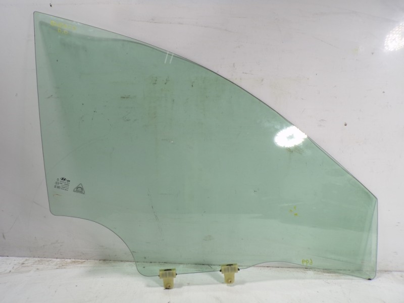 Recambio de cristal puerta delantero derecho para hyundai kona 1.6 crdi cat referencia OEM IAM 82420J9050  
