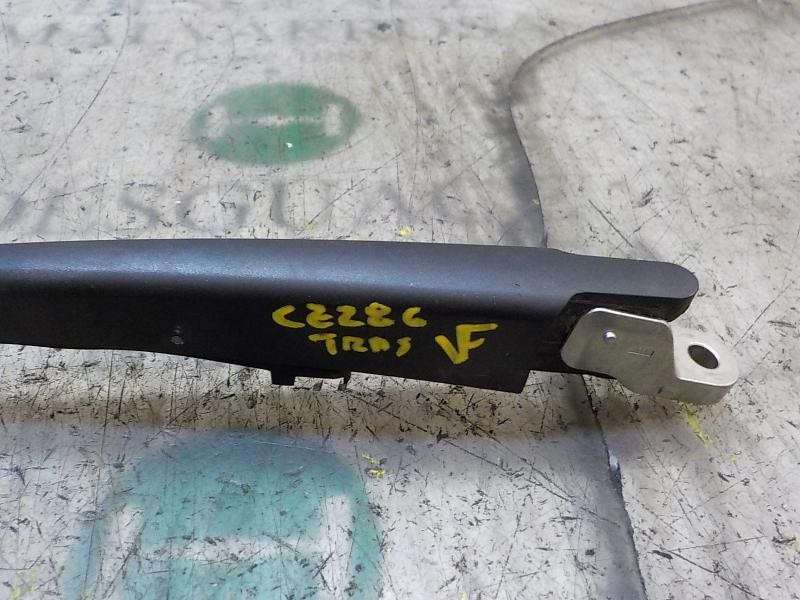 Recambio de brazo limpia trasero para peugeot 308 1.2 12v e-thp referencia OEM IAM 1610785080  