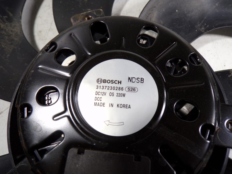 Recambio de electroventilador para hyundai kona 1.6 crdi cat referencia OEM IAM 25231B5300 3137230286 3137230286