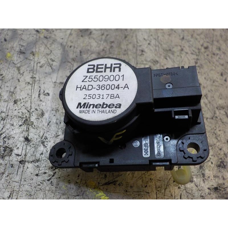 Recambio de motor electrico para peugeot 308 1.2 12v e-thp referencia OEM IAM 6479E1 Z5509001 