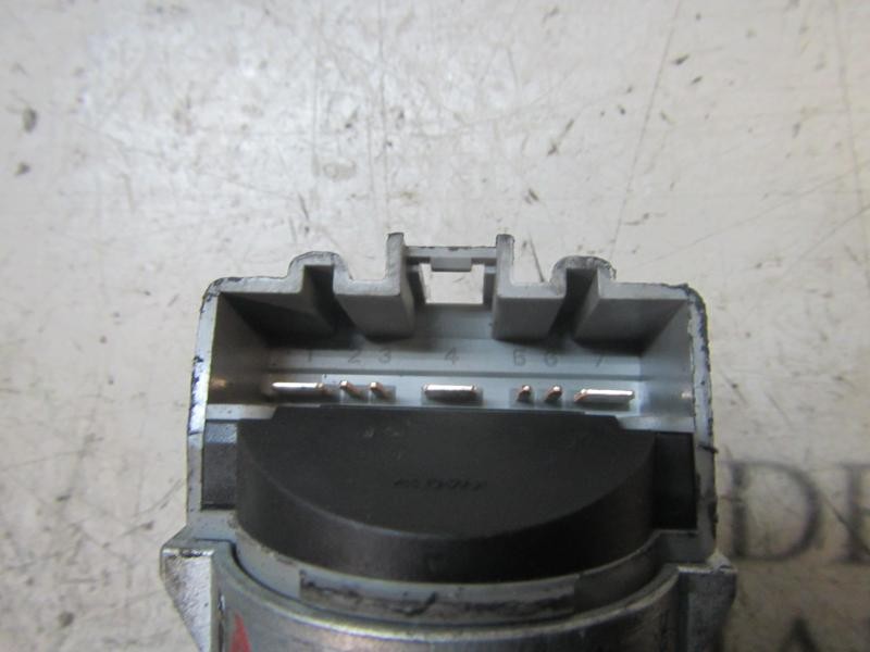 Recambio de antirrobo para ford focus lim. (cb4) 1.8 tdci turbodiesel cat referencia OEM IAM   