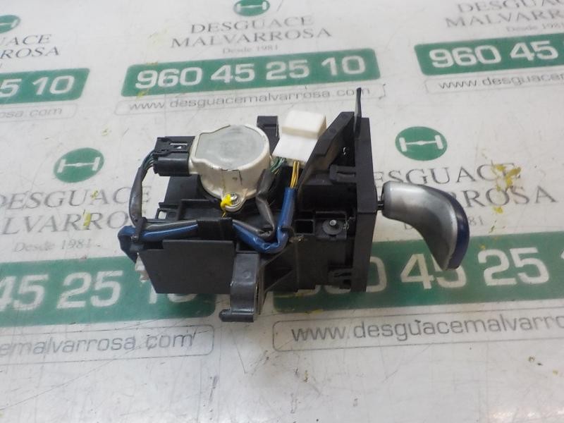 Recambio de palanca cambio para toyota prius (nhw30) 1.8 16v cat (híbrido) referencia OEM IAM 3355047052B0  