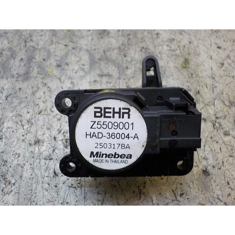 Recambio de motor electrico para peugeot 308 1.2 12v e-thp referencia OEM IAM 6479E1 Z5509001 