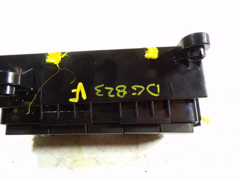 Recambio de mando multifuncion para hyundai kona 1.6 crdi cat referencia OEM IAM 93710J9080TRY 93710J9080 3K51001000