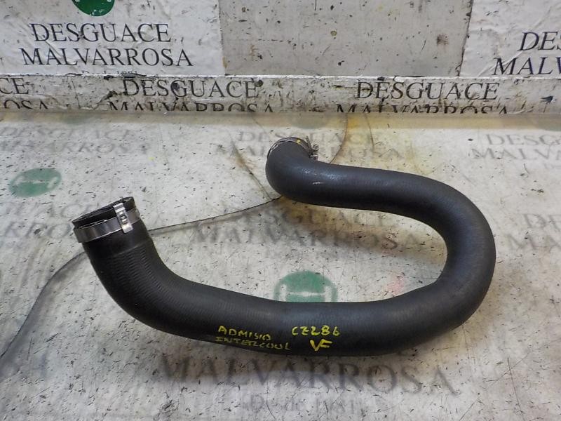 Recambio de tubo intercooler para peugeot 308 1.2 12v e-thp referencia OEM IAM 9820100780  