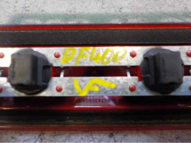 Recambio de piloto trasero central para peugeot 208 1.6 blue-hdi fap referencia OEM IAM   