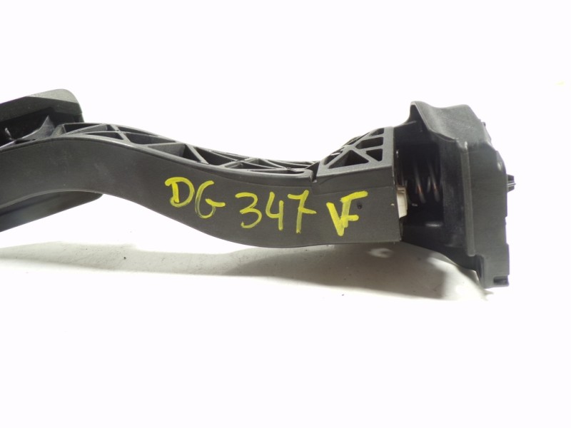 Recambio de potenciometro pedal para volkswagen golf vii lim. 2.0 tsi referencia OEM IAM 5Q1723503H 5Q1723503F 