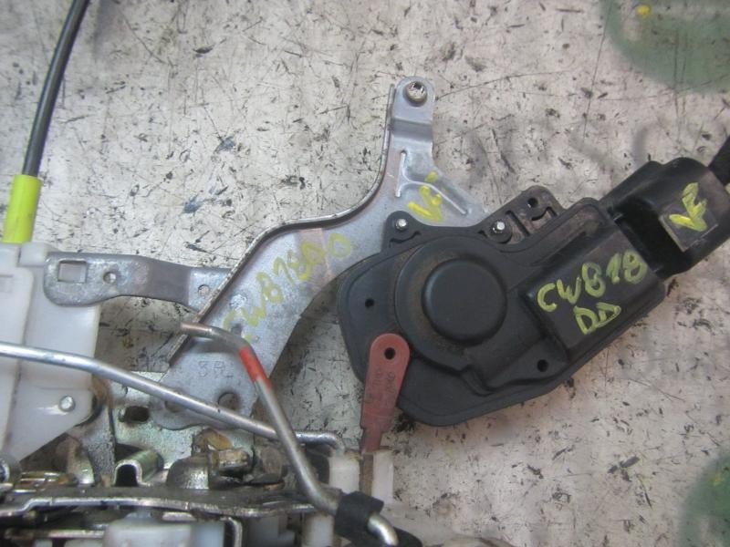 Recambio de cerradura puerta delantera derecha para peugeot 107 trendy referencia OEM IAM   