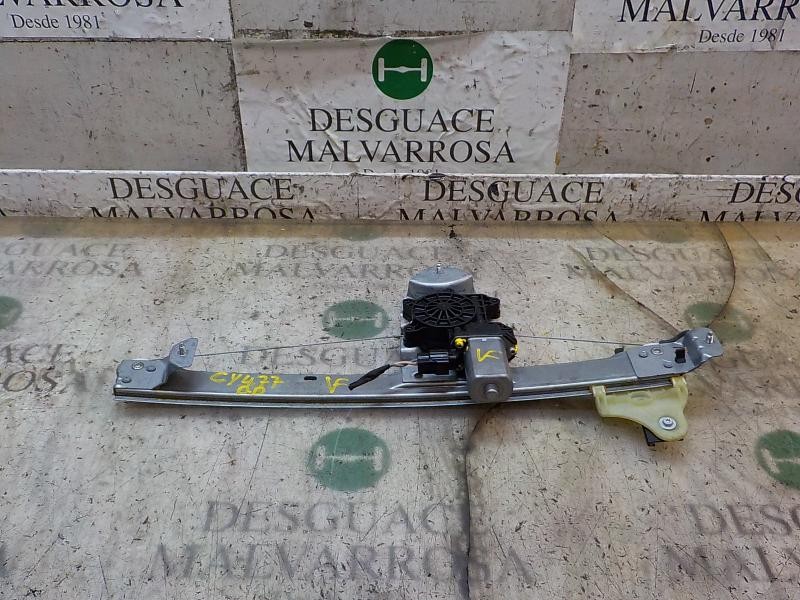 Recambio de elevalunas delantero derecho para renault clio iv 0.9 referencia OEM IAM 807205569R  