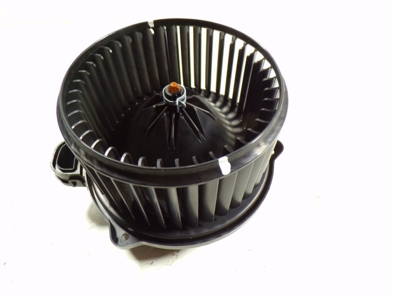 Recambio de motor calefaccion para hyundai kona 1.6 crdi cat referencia OEM IAM 97113H8000 97113H8000 F00S3B2570