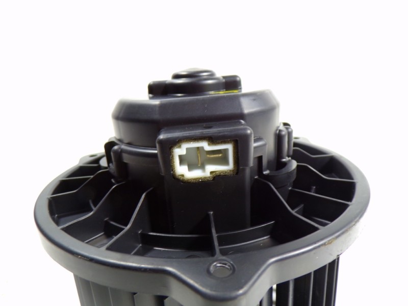 Recambio de motor calefaccion para hyundai kona 1.6 crdi cat referencia OEM IAM 97113H8000 97113H8000 F00S3B2570