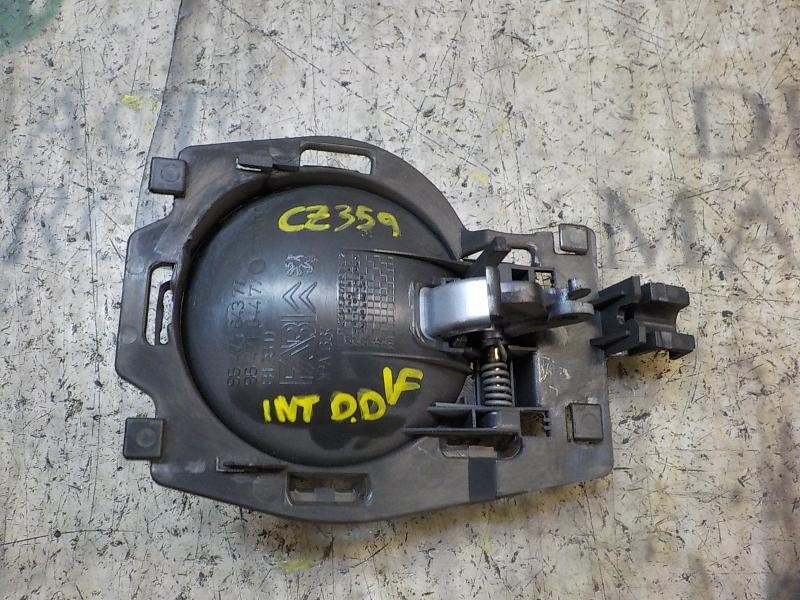 Recambio de maneta interior delantera derecha para citroën c3 1.4 hdi referencia OEM IAM   