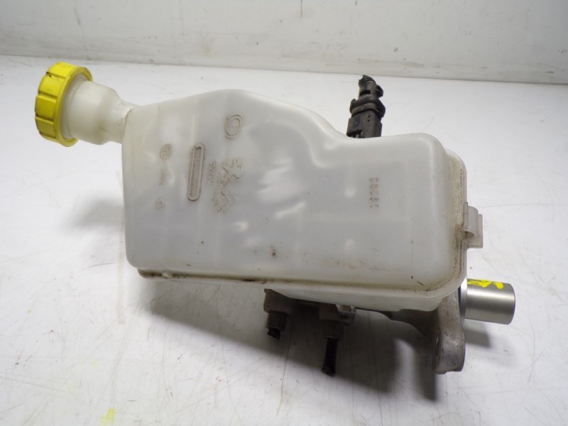 Recambio de bomba freno para opel crossland x 1.2 referencia OEM IAM 39176060 32069745 