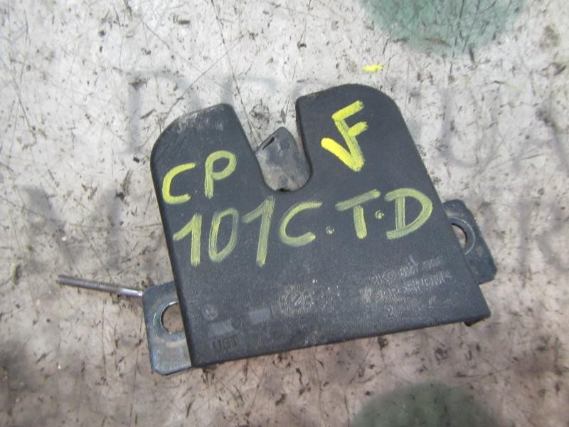 Recambio de cerradura puerta trasera derecha para volkswagen caddy ka/kb (2k) life referencia OEM IAM 2K0827506F9B9  