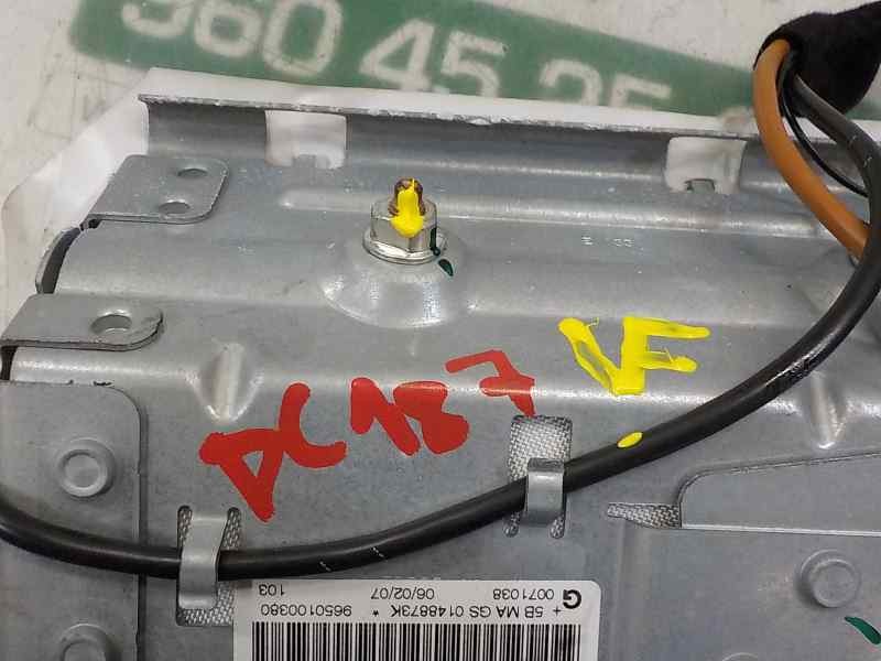 Recambio de airbag delantero derecho para peugeot 207 1.4 referencia OEM IAM   