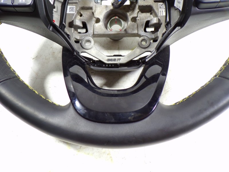 Recambio de volante para hyundai kona 1.6 crdi cat referencia OEM IAM 56110J9390MGR  