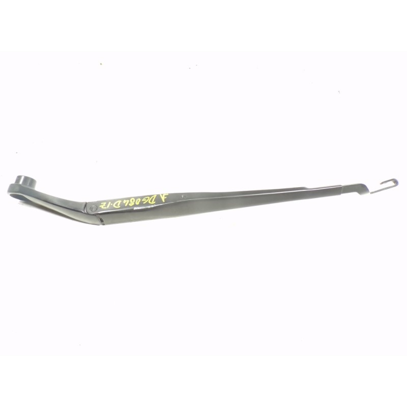 Recambio de brazo limpia delantero izquierdo para kia xceed 1.4 tgdi cat referencia OEM IAM 98311J7000  