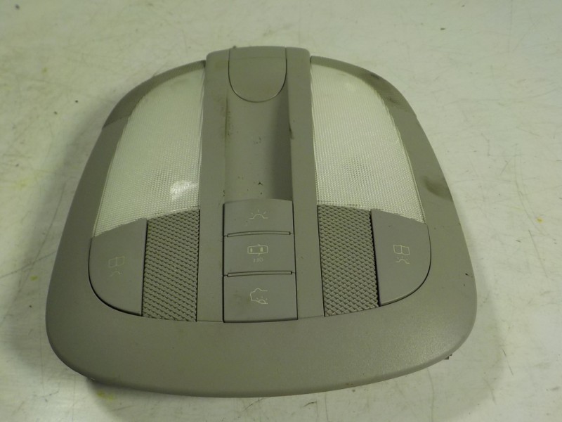 Recambio de piloto interior para mercedes-benz clase m (w164) 3.0 cdi cat referencia OEM IAM A1648205401  