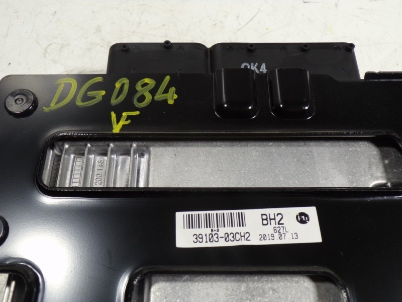 Recambio de centralita motor uce para kia xceed 1.4 tgdi cat referencia OEM IAM 3910303CH2 3910303CH2 