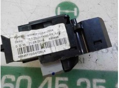 Recambio de mando elevalunas delantero derecho para honda cr-v 1.6 dtec cat referencia OEM IAM    2