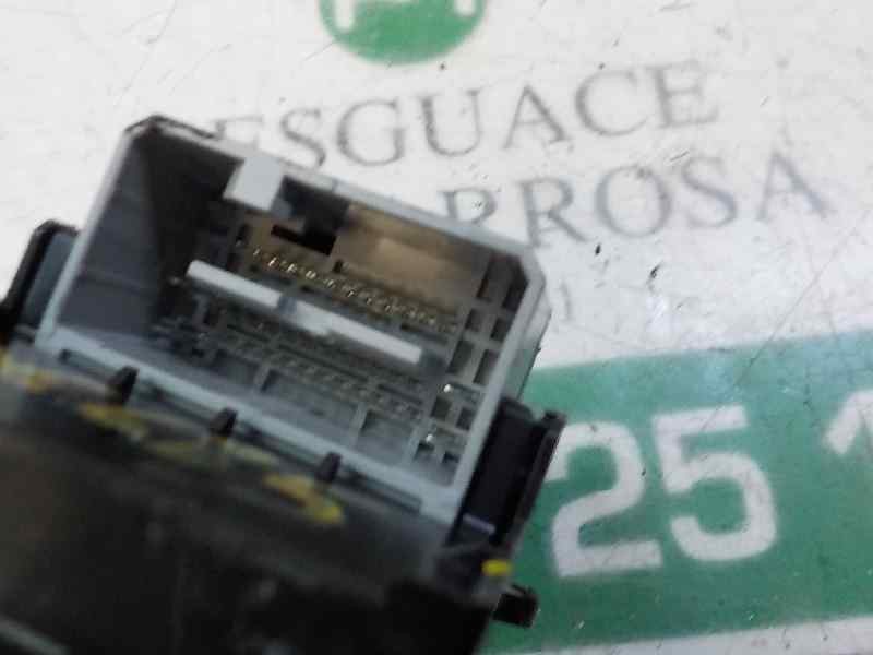 Recambio de mando elevalunas delantero derecho para honda cr-v 1.6 dtec cat referencia OEM IAM   