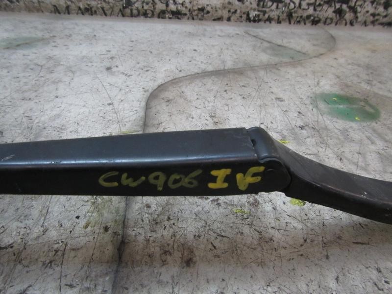 Recambio de brazo limpia delantero izquierdo para volkswagen touran (1t1) advance referencia OEM IAM 2K1955409  