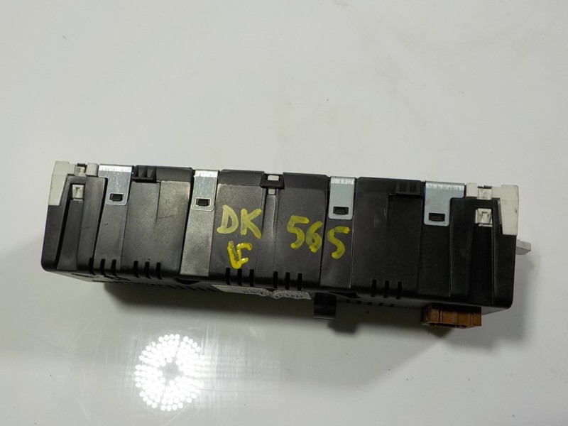 Recambio de pantalla multifuncion para peugeot rcz 1.6 16v turbo referencia OEM IAM 6593T8 967585958000 