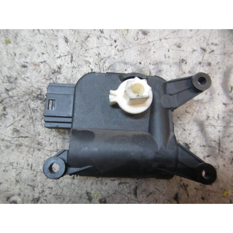 Recambio de motor apertura trampillas climatizador para volkswagen touran (1t1) advance referencia OEM IAM 1K0907511 0132801345 