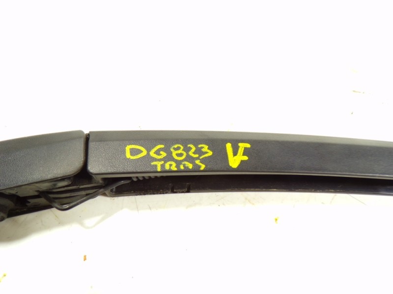 Recambio de brazo limpia trasero para hyundai kona 1.6 crdi cat referencia OEM IAM 988152P000  