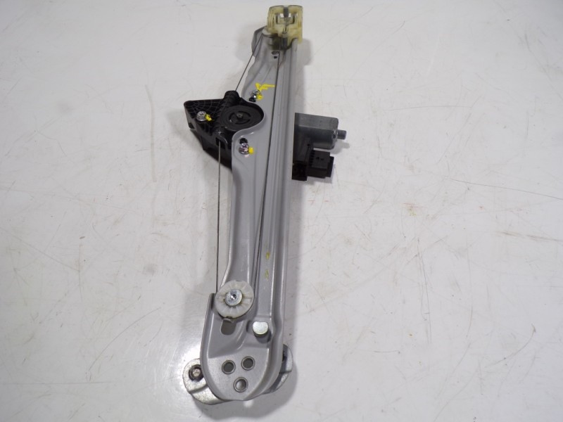 Recambio de elevalunas delantero izquierdo para opel crossland x 1.2 referencia OEM IAM 39137855 3913755 