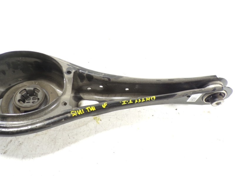 Recambio de brazo suspension inferior trasero izquierdo para volkswagen touran (5t1) advance bmt referencia OEM IAM 5QA505311D  
