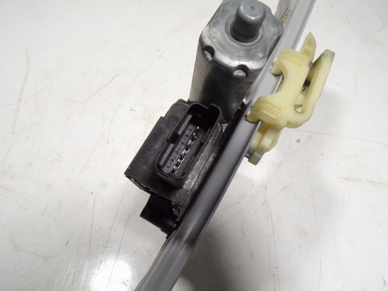 Recambio de elevalunas trasero derecho para opel crossland x 1.2 referencia OEM IAM 39137858 3913758 