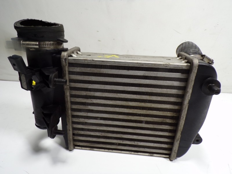 Recambio de intercooler para audi a6 berlina (4f2) 3.0 tdi quattro referencia OEM IAM 4F0145805AF 038905051C 0281002401