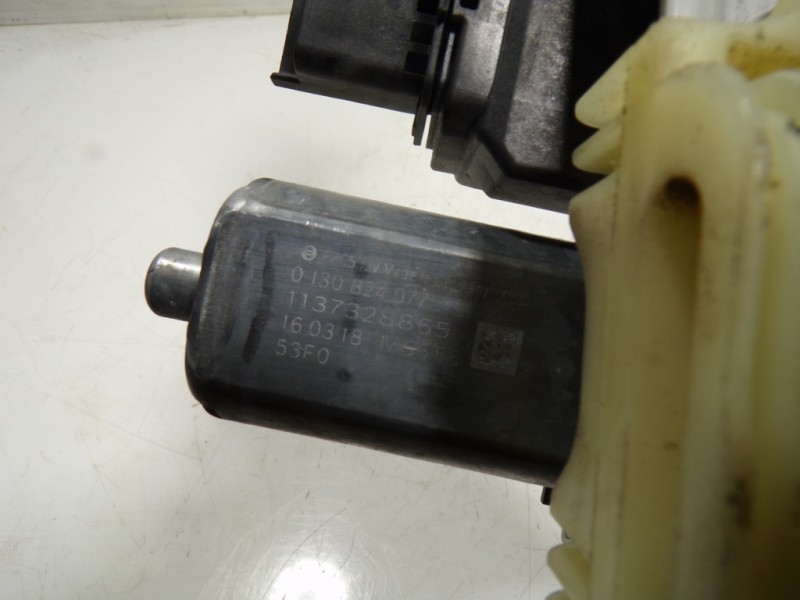 Recambio de elevalunas trasero izquierdo para opel crossland x 1.2 referencia OEM IAM 39137857 39137857 