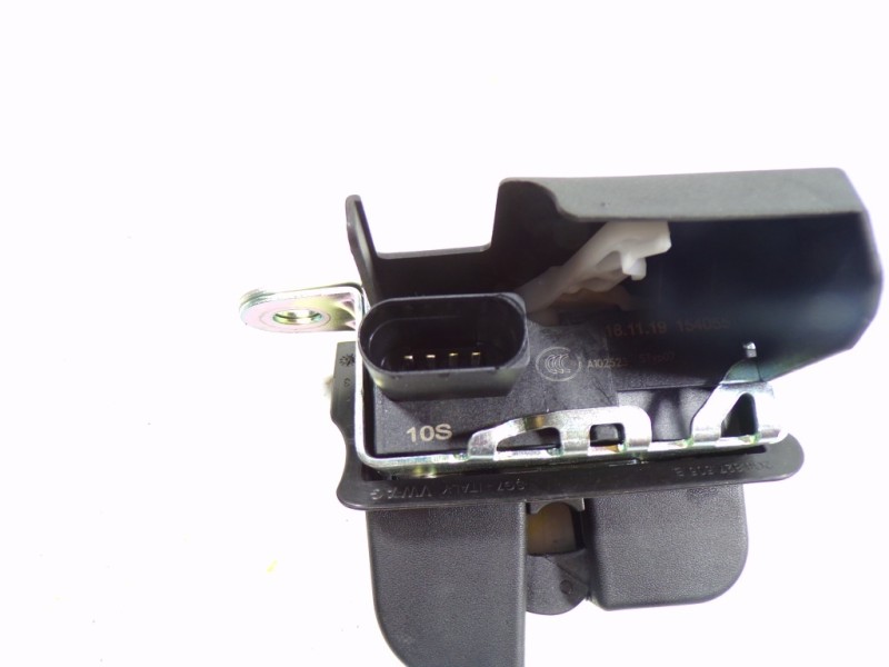 Recambio de cerradura maletero / porton para audi a1 sportback (gba) 1.0 tfsi referencia OEM IAM 2G6827505B9B9  