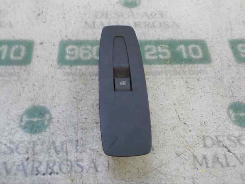 Recambio de mando elevalunas delantero derecho para renault megane iv berlina 5p 1.3 tce referencia OEM IAM   